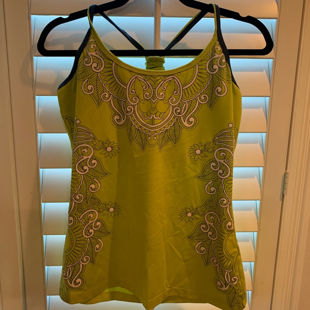 Workout top